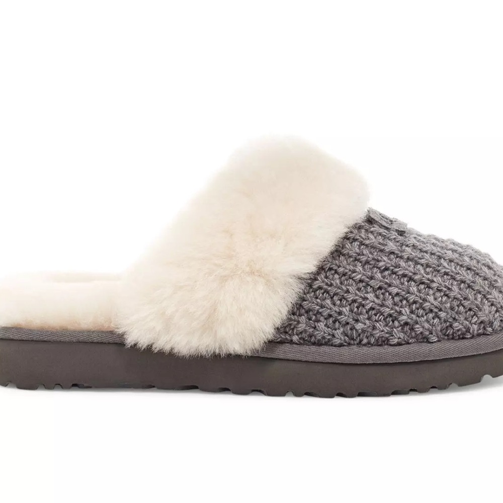 UGG Vintage Y2K Gray Cozy Cable Knit Slippers Loafers Women’s Size 11